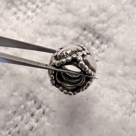 DISCONTINUED Pandora Everlasting Love Charm - Picture 6 of 6